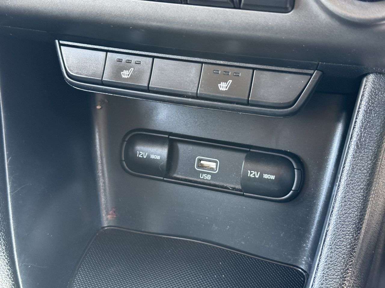 2019 KIA SPORTAGE 2019 KIA SPORTAGE