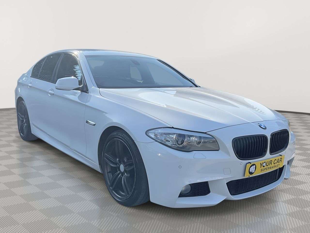 A 2011 BMW 5 SERIES 520D M SPORT A 2011 BMW 5 SERIES 520D M SPORT