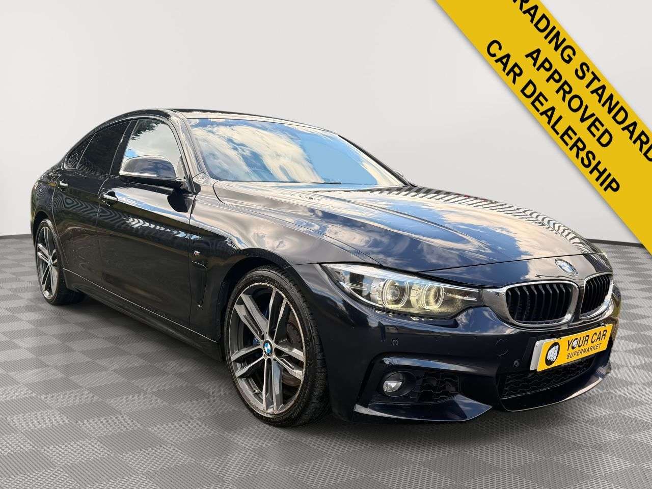 A 2017 BMW 4 SERIES GRAN COUPE 2.0 420i M Sport Hatchback 5dr Petrol Auto Euro 6 (s/s) (184 ps) 1 FORMER K A 2017 BMW 4 SERIES GRAN COUPE 2.0 420i M Sport Hatchback 5dr Petrol Auto Euro 6 (s/s) (184 ps) 1 FORMER K