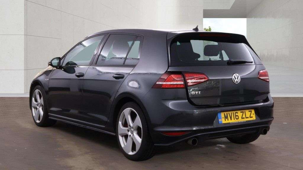 2016 VOLKSWAGEN GOLF 2016 VOLKSWAGEN GOLF