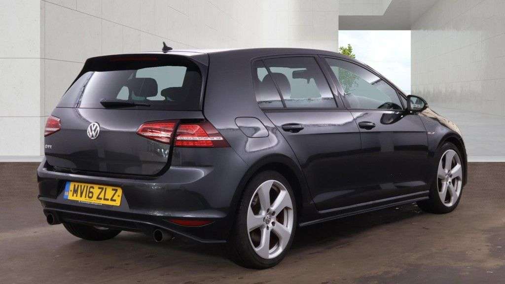2016 VOLKSWAGEN GOLF 2016 VOLKSWAGEN GOLF