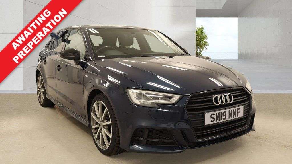 A 2019 AUDI A3 1.5 TFSI CoD 35 Black Edition Sportback 5dr Petrol Manual Euro 6 (s/s) (150 A 2019 AUDI A3 1.5 TFSI CoD 35 Black Edition Sportback 5dr Petrol Manual Euro 6 (s/s) (150
