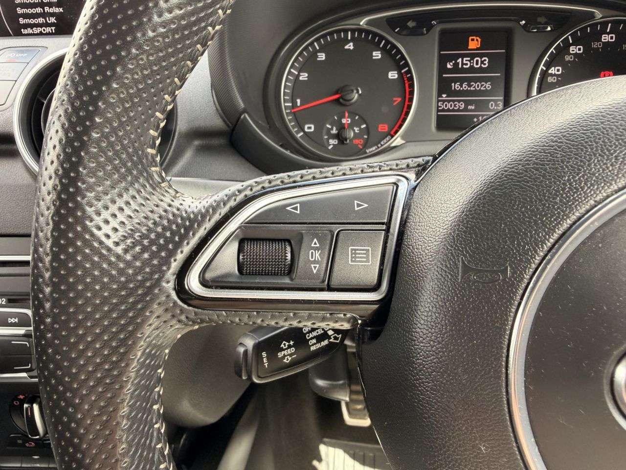 2016 AUDI A1 2016 AUDI A1
