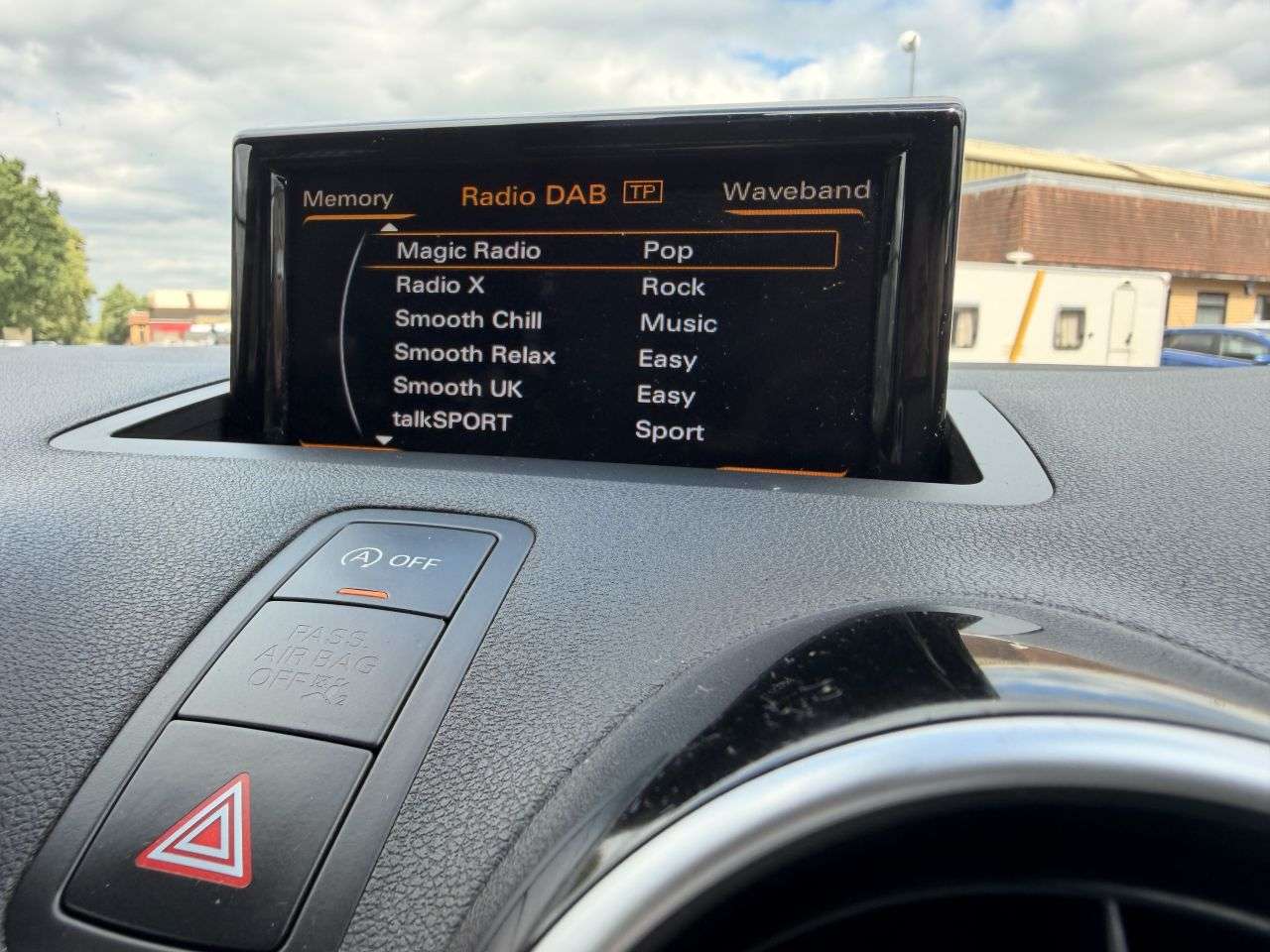2016 AUDI A1 2016 AUDI A1