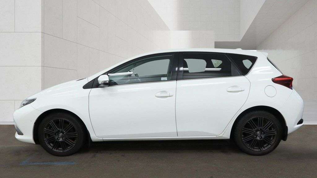 2016 TOYOTA AURIS 2016 TOYOTA AURIS