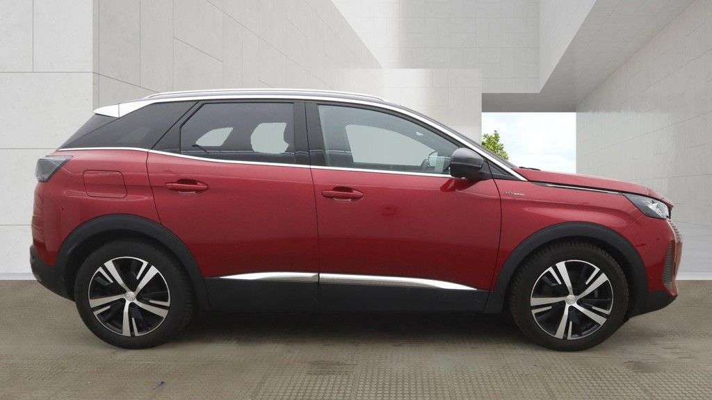 2022 PEUGEOT 3008 2022 PEUGEOT 3008