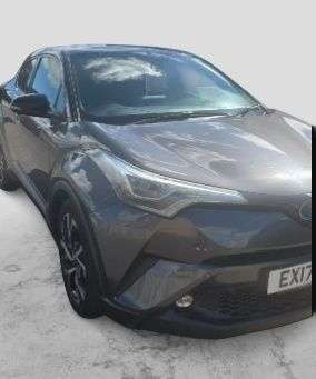 A 2017 TOYOTA C-HR 1.8 VVT-h Dynamic SUV 5dr Petrol Hybrid CVT Euro 6 (s/s) (122 ps) A 2017 TOYOTA C-HR 1.8 VVT-h Dynamic SUV 5dr Petrol Hybrid CVT Euro 6 (s/s) (122 ps)