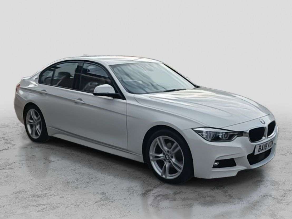 A 2018 BMW 3 SERIES 2.0 330e 7.6kWh M Sport Saloon 4dr Petrol Plug-in Hybrid Auto Euro 6 (s/s) A 2018 BMW 3 SERIES 2.0 330e 7.6kWh M Sport Saloon 4dr Petrol Plug-in Hybrid Auto Euro 6 (s/s)