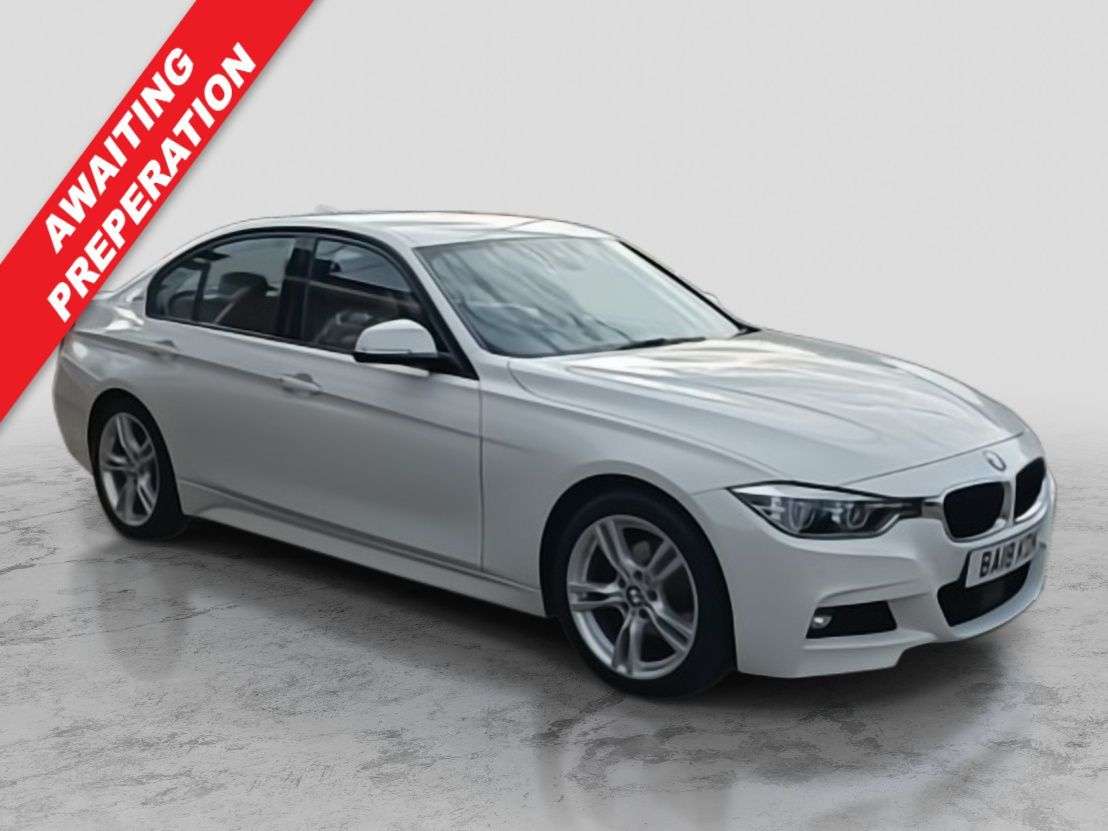 A 2018 BMW 3 SERIES 2.0 330e 7.6kWh M Sport Saloon 4dr Petrol Plug-in Hybrid Auto Euro 6 (s/s) A 2018 BMW 3 SERIES 2.0 330e 7.6kWh M Sport Saloon 4dr Petrol Plug-in Hybrid Auto Euro 6 (s/s)