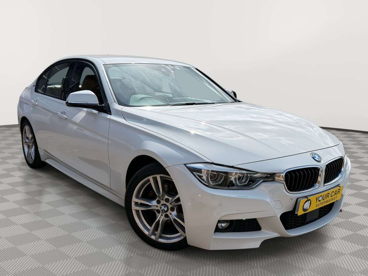 A 2018 BMW 3 SERIES 2.0 330e 7.6kWh M Sport Saloon 4dr Petrol Plug-in Hybrid Auto Euro 6 (s/s) A 2018 BMW 3 SERIES 2.0 330e 7.6kWh M Sport Saloon 4dr Petrol Plug-in Hybrid Auto Euro 6 (s/s)