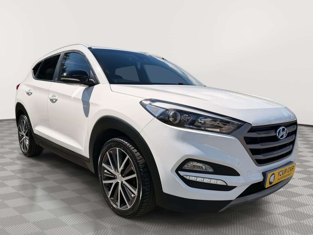 A 2018 HYUNDAI TUCSON 1.6 T-GDi GO! SE SUV 5dr Petrol Manual Euro 6 (177 ps) A 2018 HYUNDAI TUCSON 1.6 T-GDi GO! SE SUV 5dr Petrol Manual Euro 6 (177 ps)