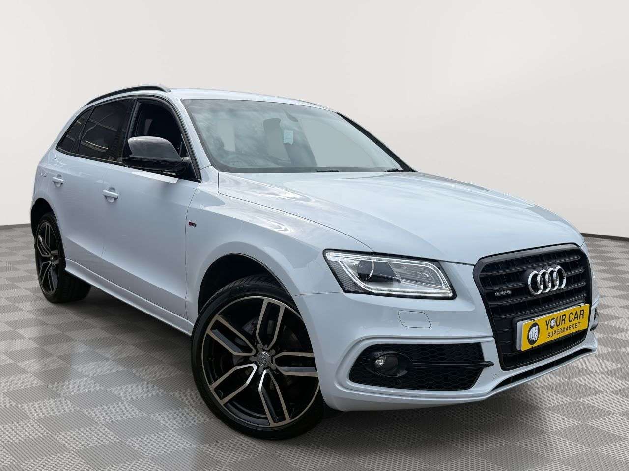 A 2016 AUDI Q5 2.0 TDI S line Plus SUV 5dr Diesel S Tronic quattro Euro 6 (s/s) (190 ps) 2 A 2016 AUDI Q5 2.0 TDI S line Plus SUV 5dr Diesel S Tronic quattro Euro 6 (s/s) (190 ps) 2