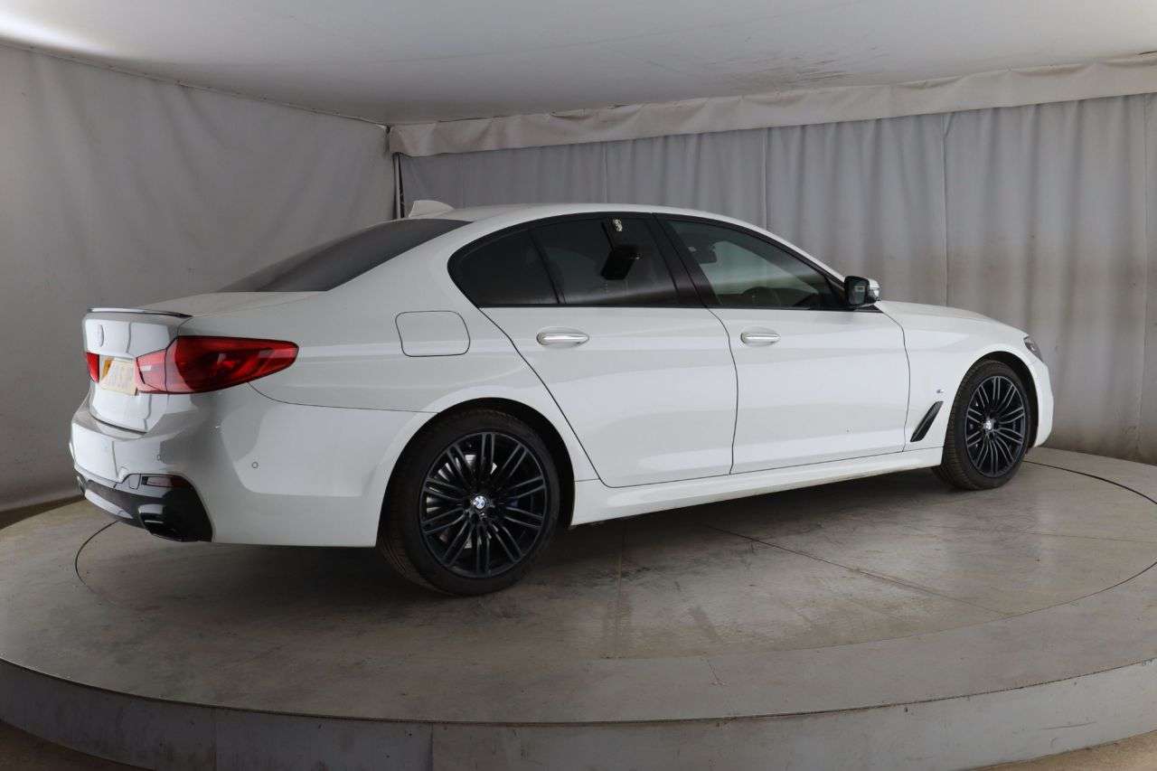 2018 BMW 5 SERIES 2018 BMW 5 SERIES
