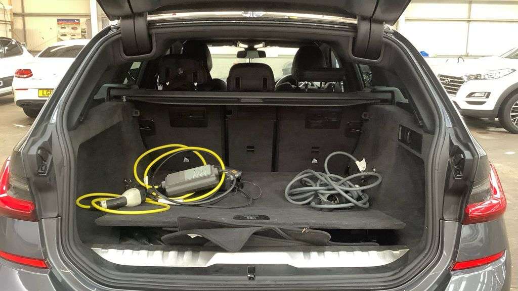2021 BMW 3 SERIES 2021 BMW 3 SERIES