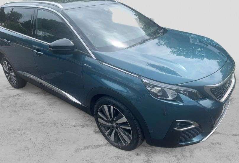 A 2019 PEUGEOT 5008 1.5 BlueHDi GT Line Premium SUV 5dr Diesel EAT Euro 6 (s/s) (130 ps) SERVIC A 2019 PEUGEOT 5008 1.5 BlueHDi GT Line Premium SUV 5dr Diesel EAT Euro 6 (s/s) (130 ps) SERVIC