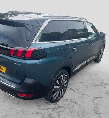 A 2019 PEUGEOT 5008 1.5 BlueHDi GT Line Premium SUV 5dr Diesel EAT Euro 6 (s/s) (130 ps) SERVIC A 2019 PEUGEOT 5008 1.5 BlueHDi GT Line Premium SUV 5dr Diesel EAT Euro 6 (s/s) (130 ps) SERVIC