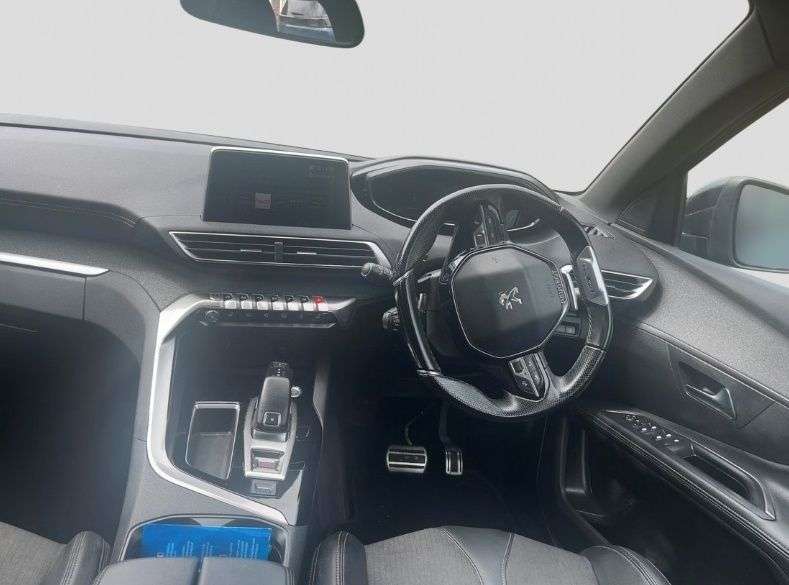 2019 PEUGEOT 5008 2019 PEUGEOT 5008