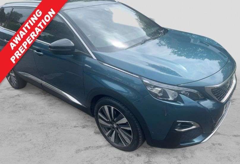 A 2019 PEUGEOT 5008 1.5 BlueHDi GT Line Premium SUV 5dr Diesel EAT Euro 6 (s/s) (130 ps) SERVIC A 2019 PEUGEOT 5008 1.5 BlueHDi GT Line Premium SUV 5dr Diesel EAT Euro 6 (s/s) (130 ps) SERVIC