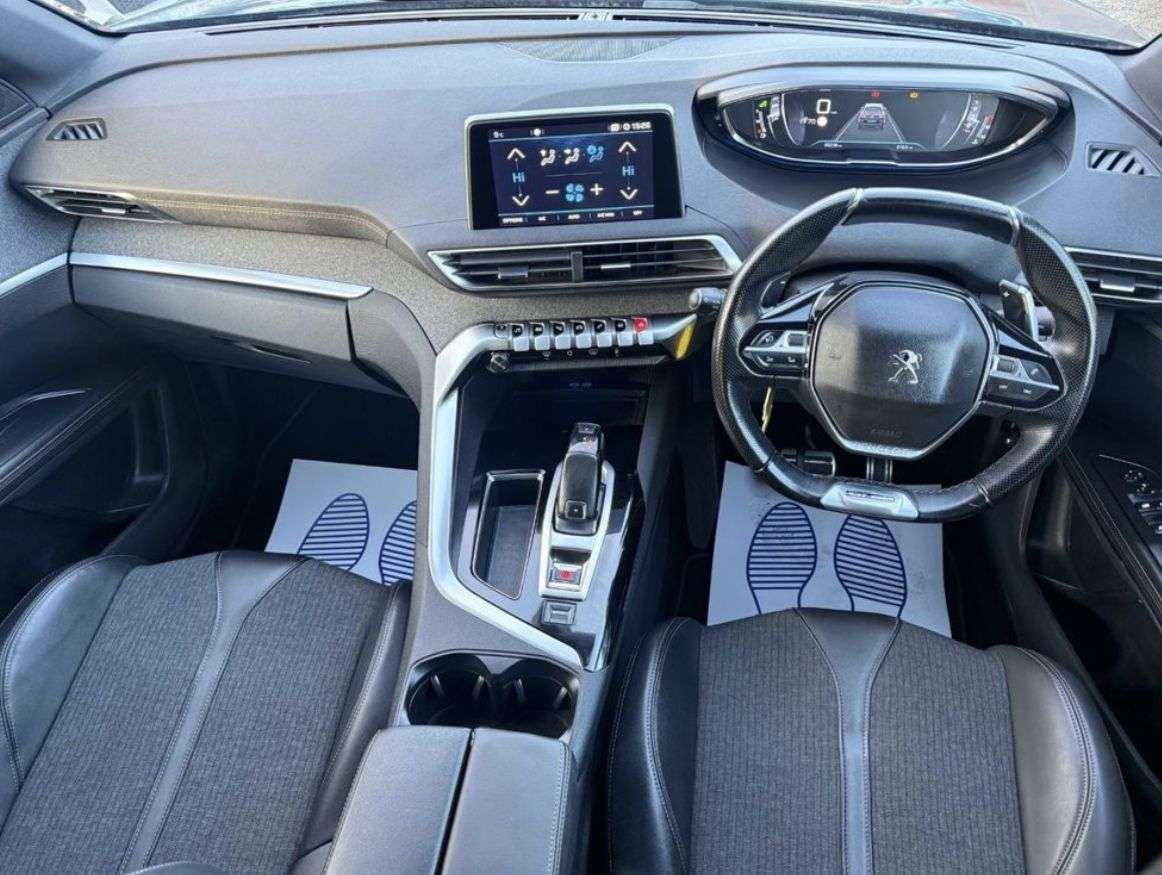 2019 PEUGEOT 5008 2019 PEUGEOT 5008