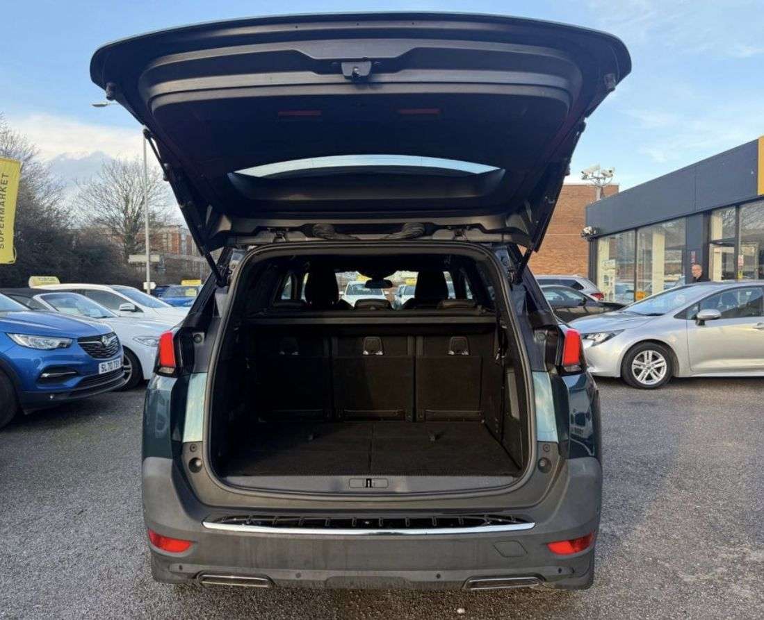 2019 PEUGEOT 5008 2019 PEUGEOT 5008
