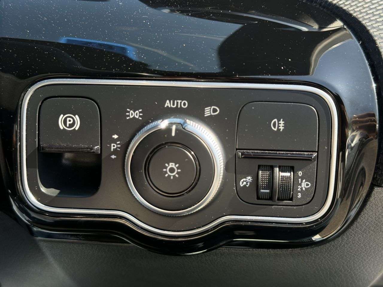 2019 MERCEDES-BENZ A CLASS 2019 MERCEDES-BENZ A CLASS