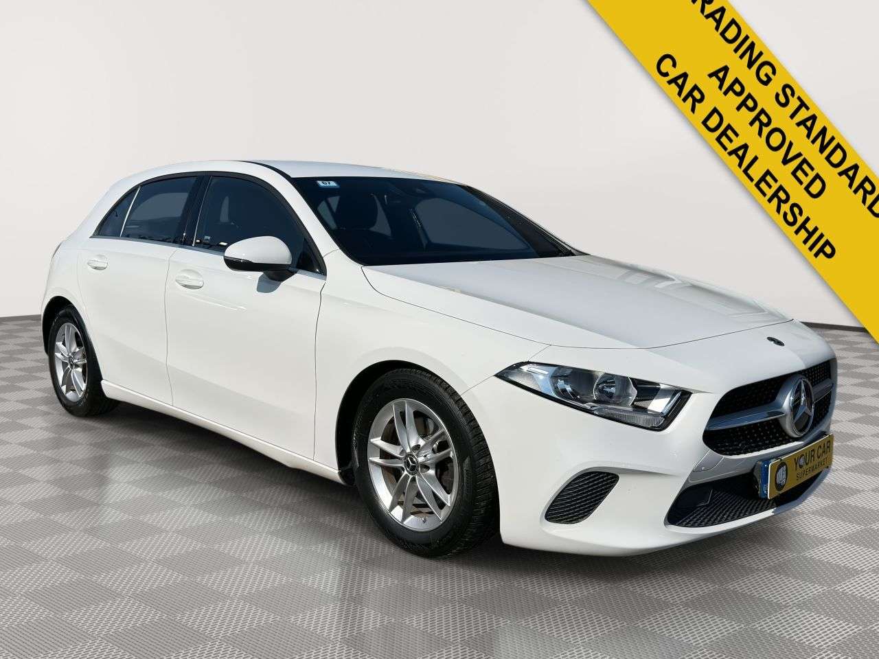A 2019 MERCEDES-BENZ A CLASS 1.3 A180 SE Hatchback 5dr Petrol Manual Euro 6 (s/s) (136 ps) A 2019 MERCEDES-BENZ A CLASS 1.3 A180 SE Hatchback 5dr Petrol Manual Euro 6 (s/s) (136 ps)