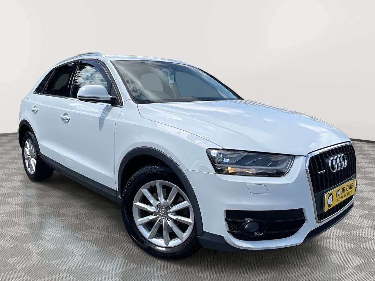 A 2014 AUDI Q3 2.0 TDI SE SUV 5dr Diesel S Tronic quattro Euro 5 (s/s) (177 ps) 2 KEYS / S A 2014 AUDI Q3 2.0 TDI SE SUV 5dr Diesel S Tronic quattro Euro 5 (s/s) (177 ps) 2 KEYS / S