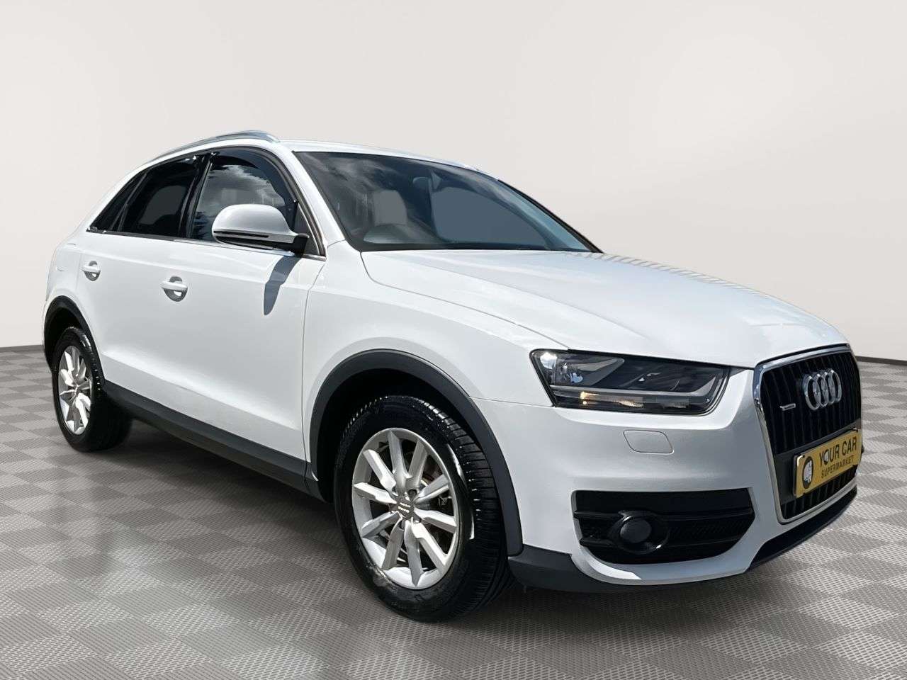 A 2014 AUDI Q3 2.0 TDI SE SUV 5dr Diesel S Tronic quattro Euro 5 (s/s) (177 ps) 2 KEYS / S A 2014 AUDI Q3 2.0 TDI SE SUV 5dr Diesel S Tronic quattro Euro 5 (s/s) (177 ps) 2 KEYS / S