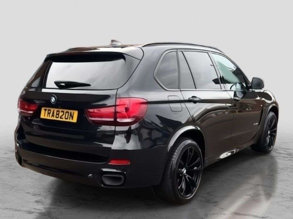 A 2015 BMW X5 3.0 40d M Sport SUV 5dr Diesel Auto xDrive Euro 6 (s/s) (313 ps) 2 KEYS / F A 2015 BMW X5 3.0 40d M Sport SUV 5dr Diesel Auto xDrive Euro 6 (s/s) (313 ps) 2 KEYS / F