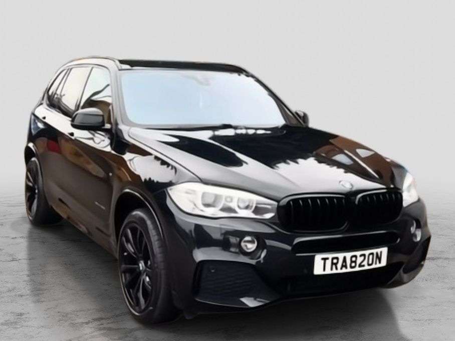 A 2015 BMW X5 3.0 40d M Sport SUV 5dr Diesel Auto xDrive Euro 6 (s/s) (313 ps) 2 KEYS / F A 2015 BMW X5 3.0 40d M Sport SUV 5dr Diesel Auto xDrive Euro 6 (s/s) (313 ps) 2 KEYS / F