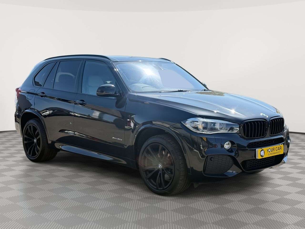 A 2015 BMW X5 3.0 40d M Sport SUV 5dr Diesel Auto xDrive Euro 6 (s/s) (313 ps) 2 KEYS / F A 2015 BMW X5 3.0 40d M Sport SUV 5dr Diesel Auto xDrive Euro 6 (s/s) (313 ps) 2 KEYS / F