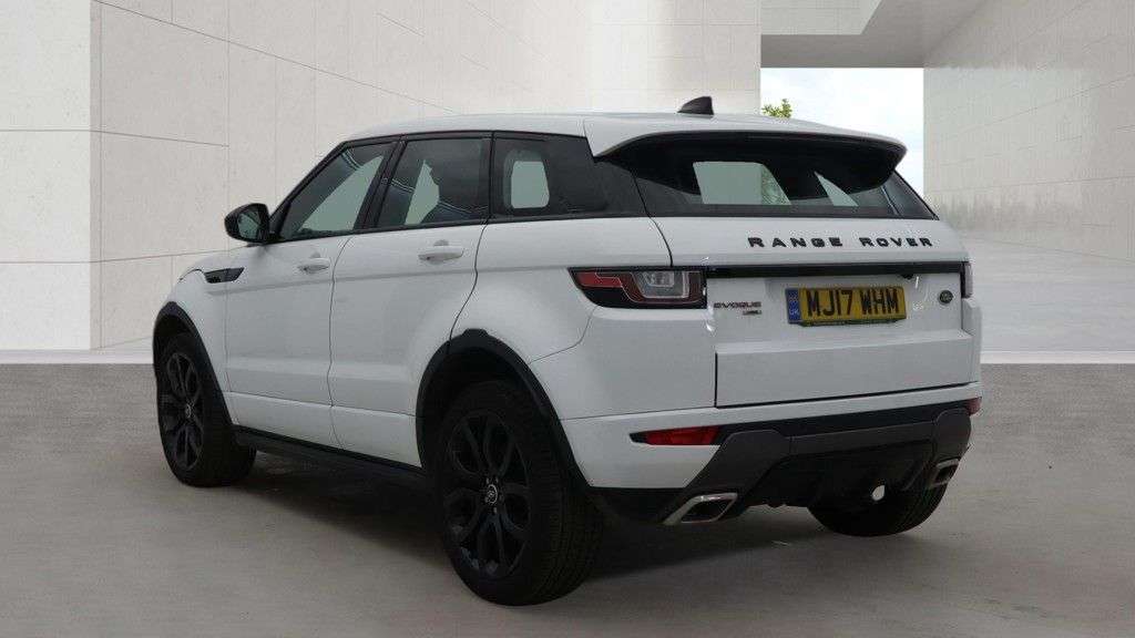 A 2017 LAND ROVER RANGE ROVER EVOQUE 2.0 TD4 HSE Dynamic SUV 5dr Diesel Auto 4WD Euro 6 (s/s) (180 ps) 2 OWNERS A 2017 LAND ROVER RANGE ROVER EVOQUE 2.0 TD4 HSE Dynamic SUV 5dr Diesel Auto 4WD Euro 6 (s/s) (180 ps) 2 OWNERS