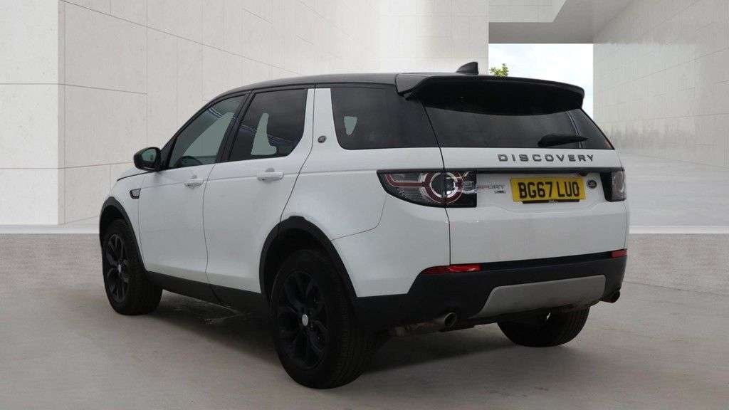 A 2017 LAND ROVER DISCOVERY SPORT 2.0 TD4 HSE SUV 5dr Diesel Auto 4WD Euro 6 (s/s) (180 ps) 2 keys + service A 2017 LAND ROVER DISCOVERY SPORT 2.0 TD4 HSE SUV 5dr Diesel Auto 4WD Euro 6 (s/s) (180 ps) 2 keys + service