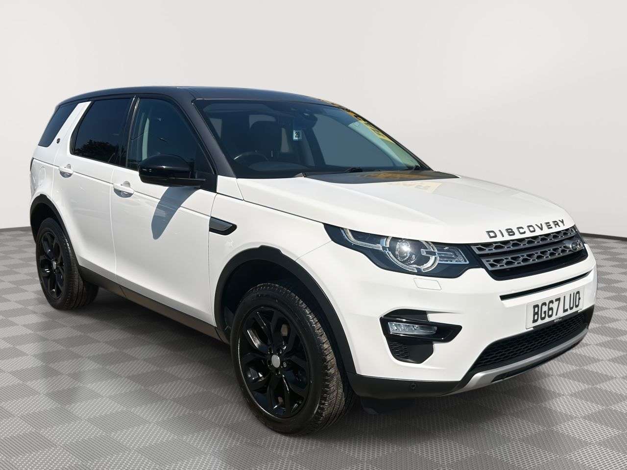 A 2017 LAND ROVER DISCOVERY SPORT 2.0 TD4 HSE SUV 5dr Diesel Auto 4WD Euro 6 (s/s) (180 ps) 2 keys + service A 2017 LAND ROVER DISCOVERY SPORT 2.0 TD4 HSE SUV 5dr Diesel Auto 4WD Euro 6 (s/s) (180 ps) 2 keys + service