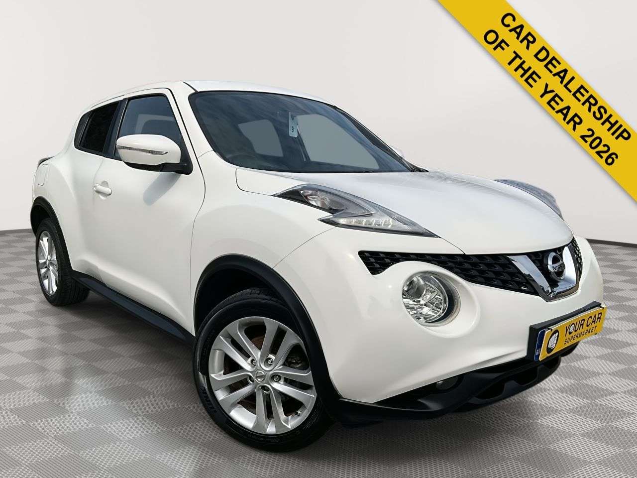 A 2015 NISSAN JUKE 1.6 Acenta Premium SUV 5dr Petrol XTRON Euro 5 (117 ps) 2 KEYS LONG MOT A 2015 NISSAN JUKE 1.6 Acenta Premium SUV 5dr Petrol XTRON Euro 5 (117 ps) 2 KEYS LONG MOT