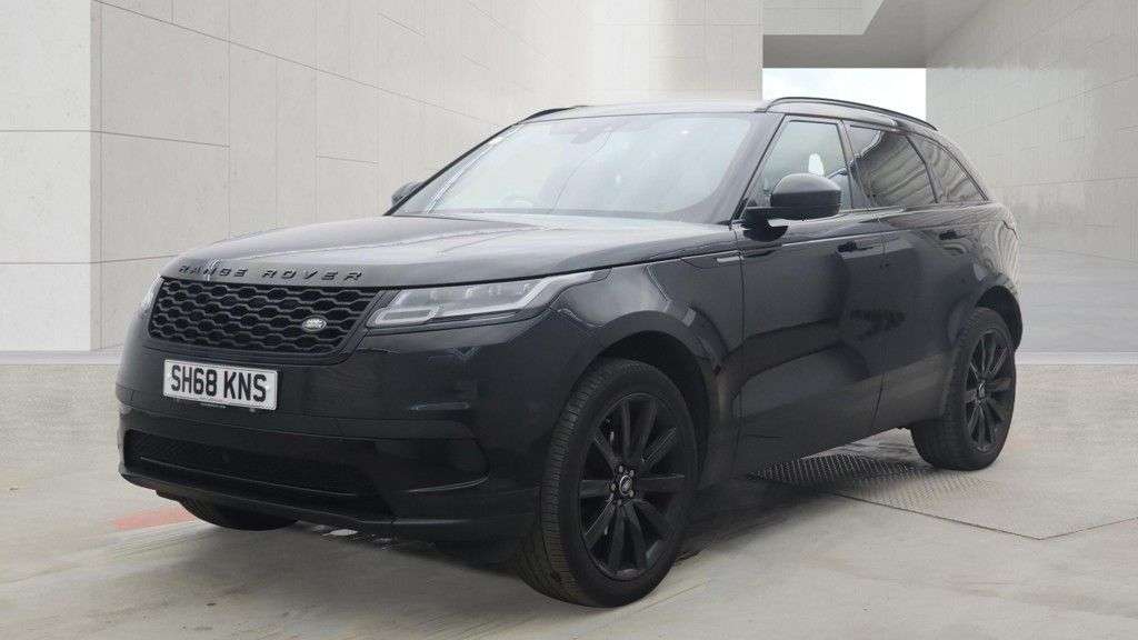 A 2018 LAND ROVER RANGE ROVER VELAR 2.0 D180 S SUV 5dr Diesel Auto 4WD Euro 6 (s/s) (180 ps) FULL LEATHER SEATS A 2018 LAND ROVER RANGE ROVER VELAR 2.0 D180 S SUV 5dr Diesel Auto 4WD Euro 6 (s/s) (180 ps) FULL LEATHER SEATS