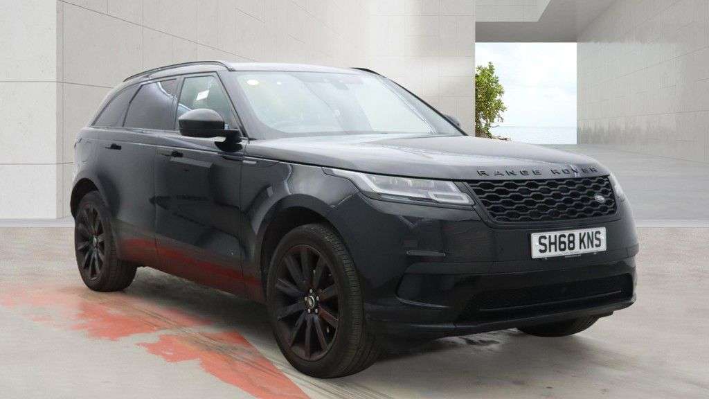 A 2018 LAND ROVER RANGE ROVER VELAR 2.0 D180 S SUV 5dr Diesel Auto 4WD Euro 6 (s/s) (180 ps) FULL LEATHER SEATS A 2018 LAND ROVER RANGE ROVER VELAR 2.0 D180 S SUV 5dr Diesel Auto 4WD Euro 6 (s/s) (180 ps) FULL LEATHER SEATS