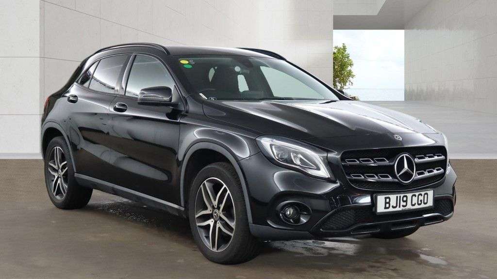A 2019 MERCEDES-BENZ GLA 1.6 GLA180 Urban Edition SUV 5dr Petrol 7G-DCT Euro 6 (s/s) (122 ps) 2 FORM A 2019 MERCEDES-BENZ GLA 1.6 GLA180 Urban Edition SUV 5dr Petrol 7G-DCT Euro 6 (s/s) (122 ps) 2 FORM