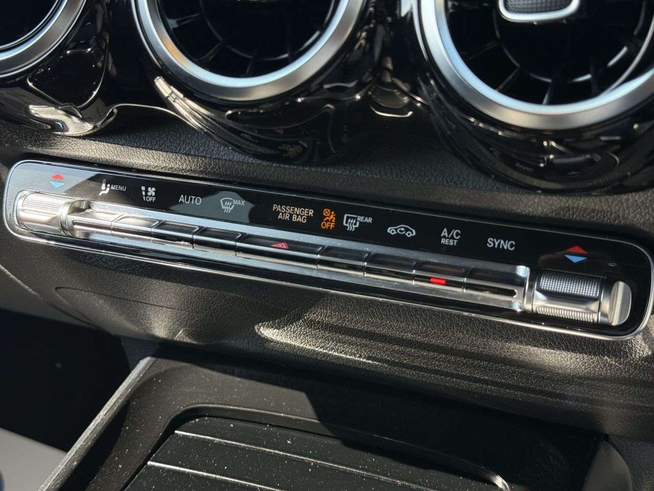 2020 MERCEDES-BENZ GLB 2020 MERCEDES-BENZ GLB