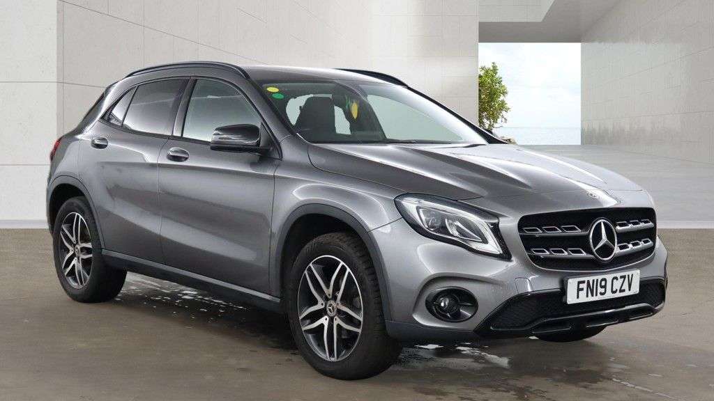 A 2019 MERCEDES-BENZ GLA 1.6 GLA180 Urban Edition SUV 5dr Petrol 7G-DCT Euro 6 (s/s) (122 ps) 2 KEYS A 2019 MERCEDES-BENZ GLA 1.6 GLA180 Urban Edition SUV 5dr Petrol 7G-DCT Euro 6 (s/s) (122 ps) 2 KEYS