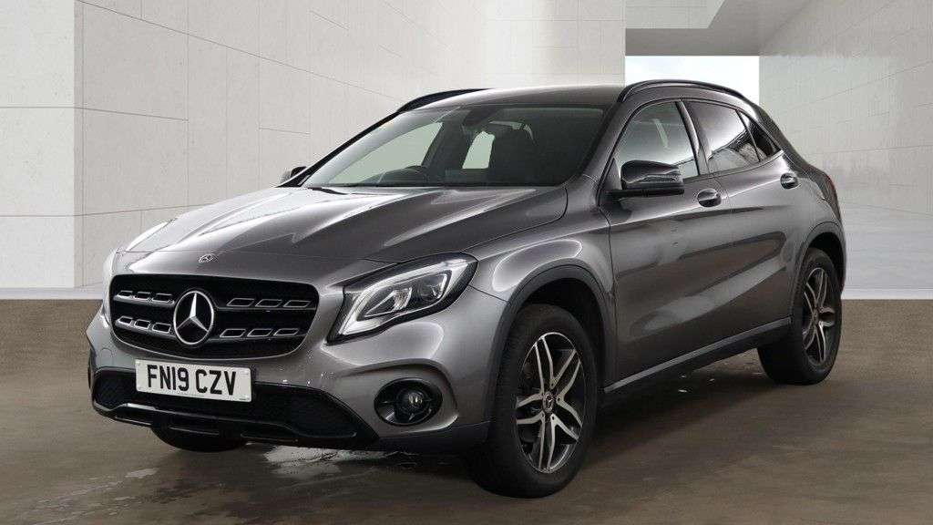A 2019 MERCEDES-BENZ GLA 1.6 GLA180 Urban Edition SUV 5dr Petrol 7G-DCT Euro 6 (s/s) (122 ps) 2 KEYS A 2019 MERCEDES-BENZ GLA 1.6 GLA180 Urban Edition SUV 5dr Petrol 7G-DCT Euro 6 (s/s) (122 ps) 2 KEYS