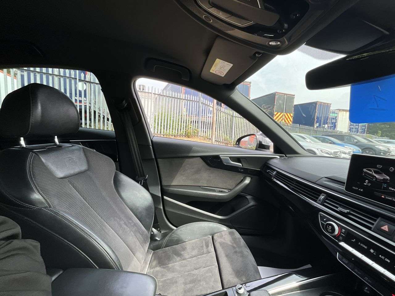 2018 AUDI A4 2018 AUDI A4
