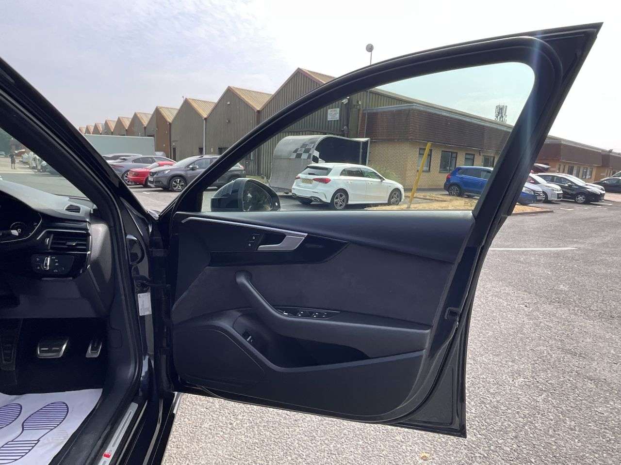 2018 AUDI A4 2018 AUDI A4