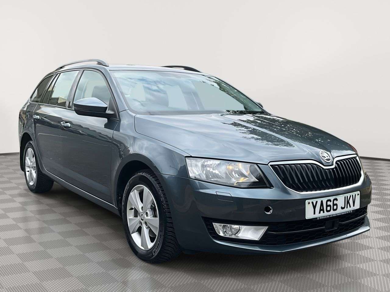 A 2017 SKODA OCTAVIA 2.0 TDI SE L Estate 5dr Diesel Manual Euro 6 (s/s) (150 ps) 1 OWNER FROM NE A 2017 SKODA OCTAVIA 2.0 TDI SE L Estate 5dr Diesel Manual Euro 6 (s/s) (150 ps) 1 OWNER FROM NE