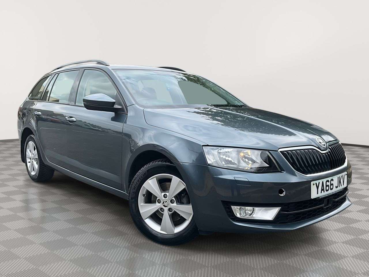 A 2017 SKODA OCTAVIA 2.0 TDI SE L Estate 5dr Diesel Manual Euro 6 (s/s) (150 ps) 1 OWNER FROM NE A 2017 SKODA OCTAVIA 2.0 TDI SE L Estate 5dr Diesel Manual Euro 6 (s/s) (150 ps) 1 OWNER FROM NE