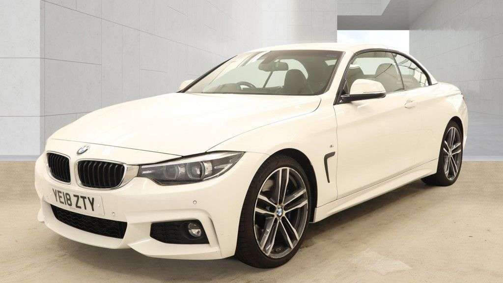 A 2018 BMW 4 SERIES 3.0 430d M Sport Convertible 2dr Diesel Auto Euro 6 (s/s) (258 ps) SERVICE A 2018 BMW 4 SERIES 3.0 430d M Sport Convertible 2dr Diesel Auto Euro 6 (s/s) (258 ps) SERVICE