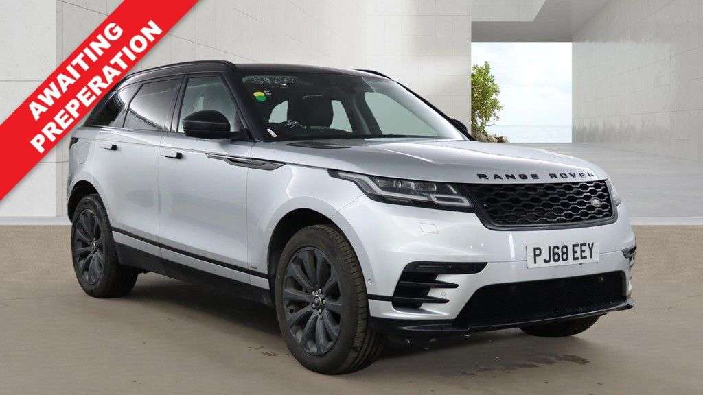 A 2018 LAND ROVER RANGE ROVER VELAR 2.0 D240 R-Dynamic SE SUV 5dr Diesel Auto 4WD Euro 6 (s/s) (240 ps) 2 keys A 2018 LAND ROVER RANGE ROVER VELAR 2.0 D240 R-Dynamic SE SUV 5dr Diesel Auto 4WD Euro 6 (s/s) (240 ps) 2 keys
