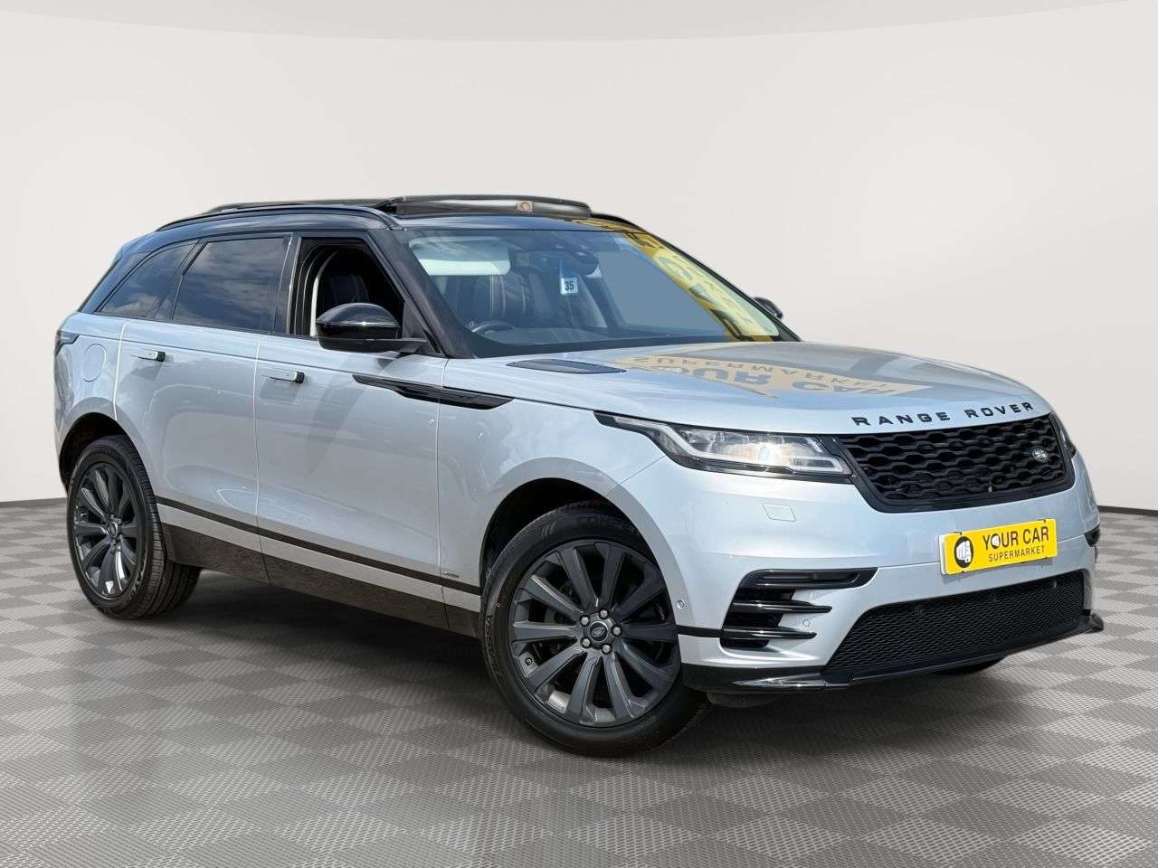 A 2018 LAND ROVER RANGE ROVER VELAR 2.0 D240 R-Dynamic SE SUV 5dr Diesel Auto 4WD Euro 6 (s/s) (240 ps) 2 keys A 2018 LAND ROVER RANGE ROVER VELAR 2.0 D240 R-Dynamic SE SUV 5dr Diesel Auto 4WD Euro 6 (s/s) (240 ps) 2 keys