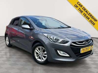 A 2013 HYUNDAI I30 1.6 CRDi Active Hatchback 5dr Diesel Auto Euro 5 (110 ps) A 2013 HYUNDAI I30 1.6 CRDi Active Hatchback 5dr Diesel Auto Euro 5 (110 ps)