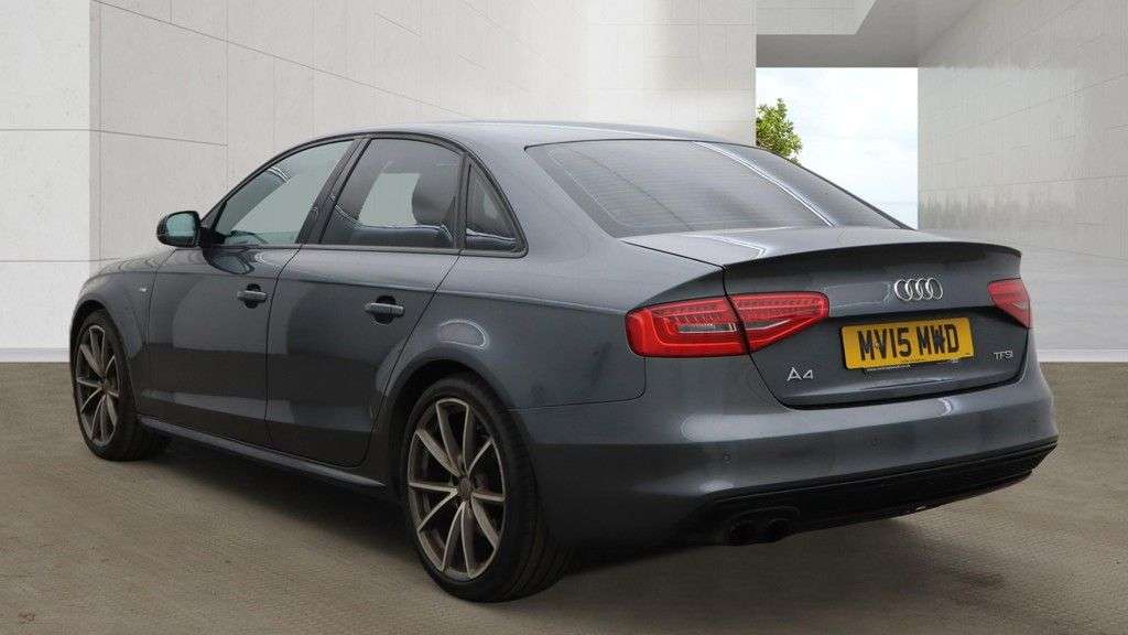 A 2015 AUDI A4 1.8 TFSI Black Edition Plus Saloon 4dr Petrol Multitronic Euro 6 (s/s) (170 A 2015 AUDI A4 1.8 TFSI Black Edition Plus Saloon 4dr Petrol Multitronic Euro 6 (s/s) (170